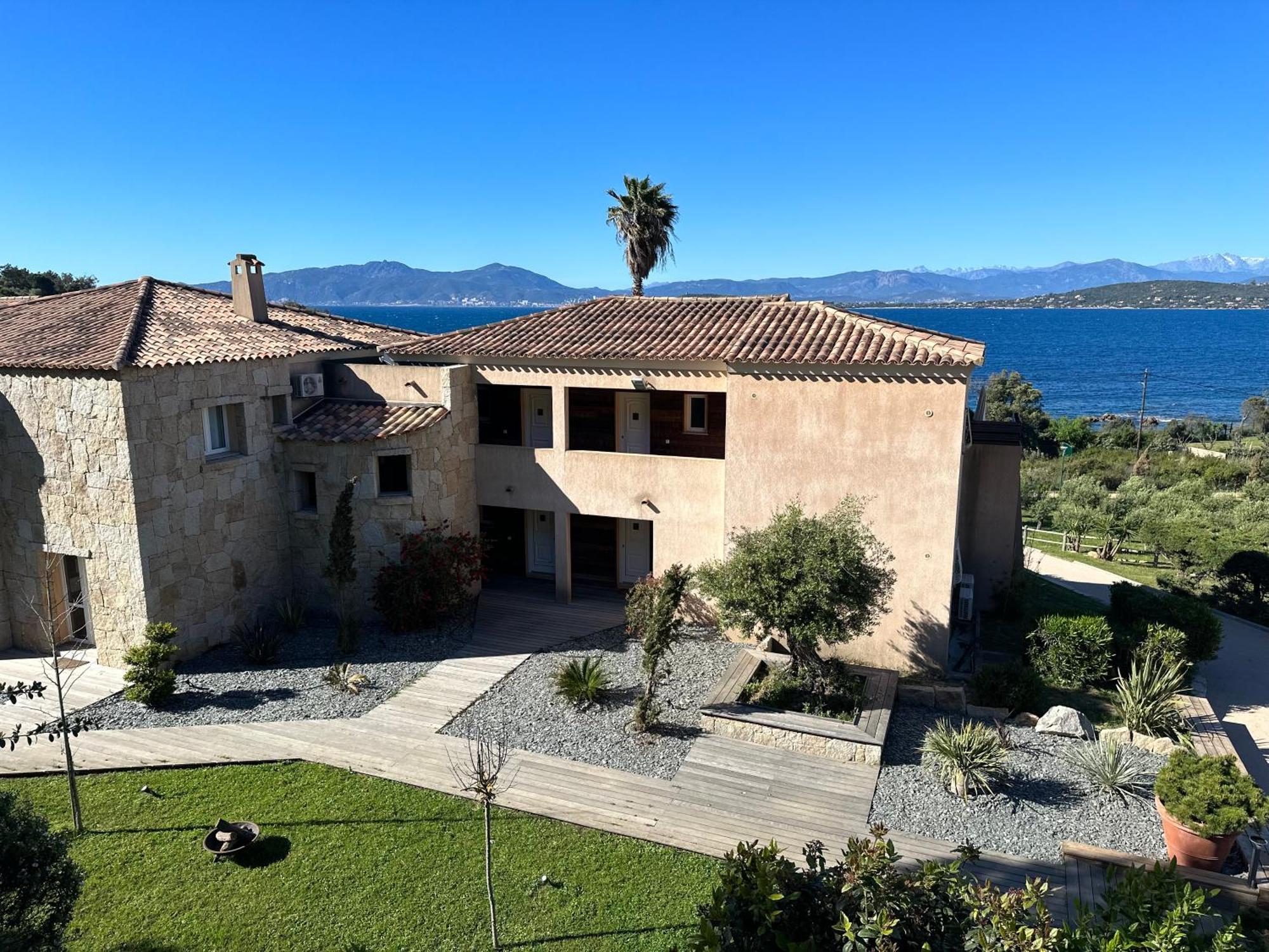 Aigue Marine Coti-Chiavari (Corsica)