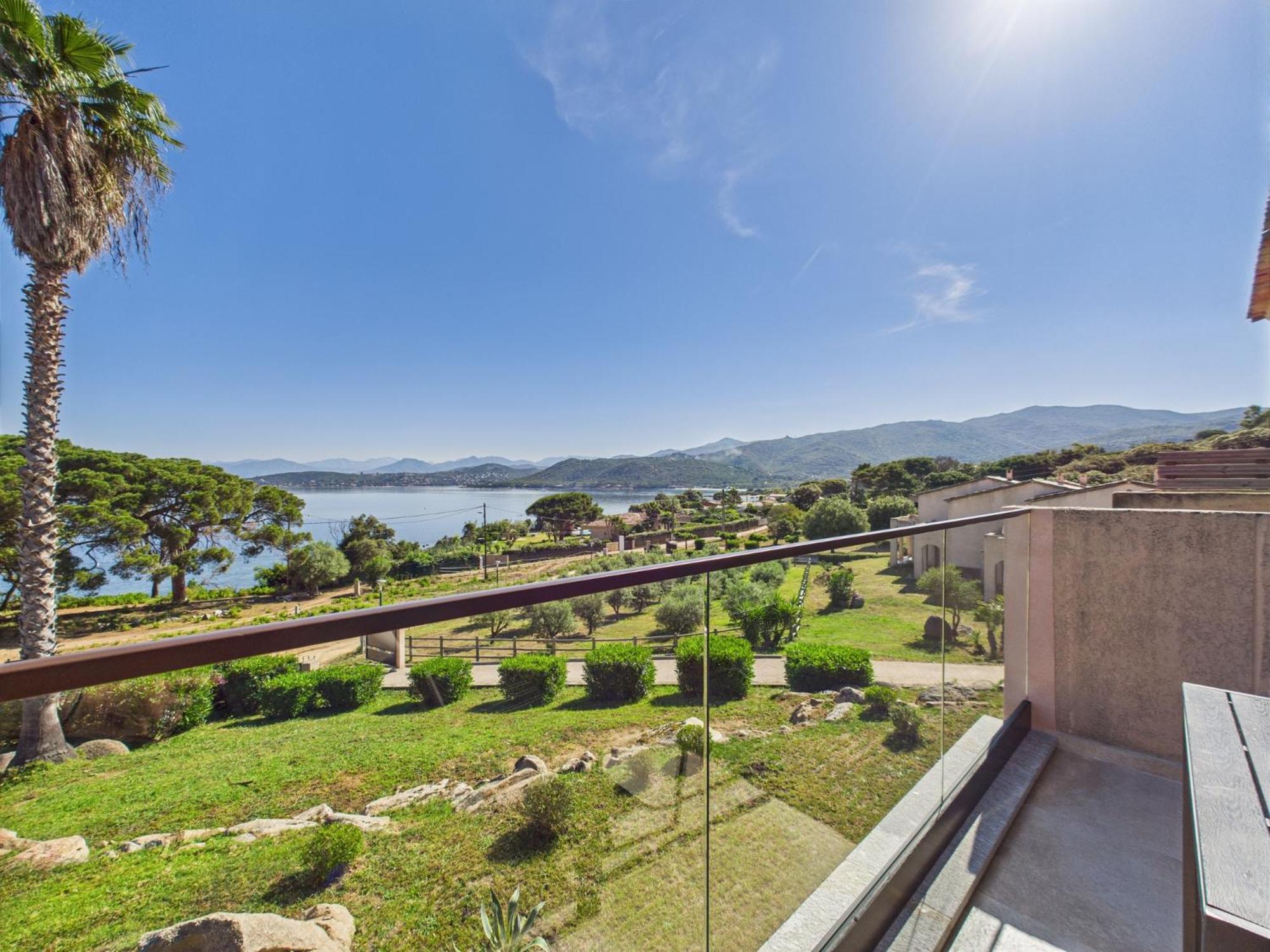 Résidence Aigue Marine Appart hôtel Coti-Chiavari (Corsica)